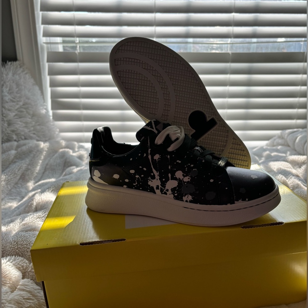 The Tennis Shoe Marc Jacobs